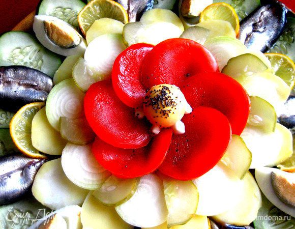 Солёный огурец и лимон в дополнение...