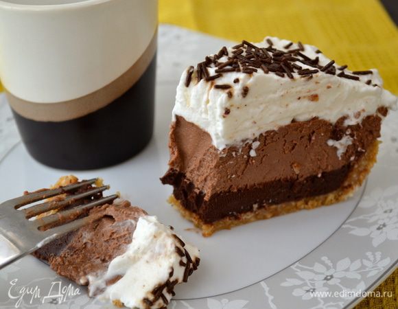 И наслаждаться!!! Это очень вкусно!... ))