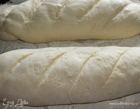 сформировать батон или сделать круглый хлебушек и оставить на 30 мин.( у меня здесь двойная норма)