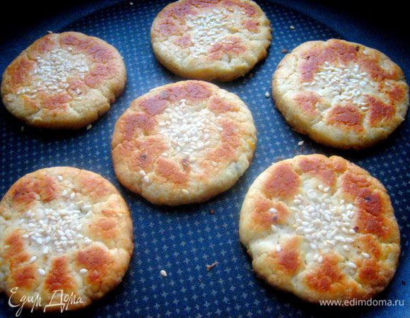 Первая партия печенья была готова через 15 минут при 180*.