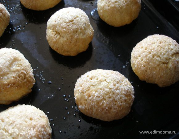 Выпекать в разогретой до 180 градусов духовке до зарумянивания, примерно минут 20-25.


