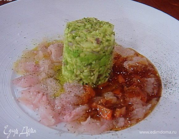 по кругу, так , чтобы рыбка была обильно им сдобрена.