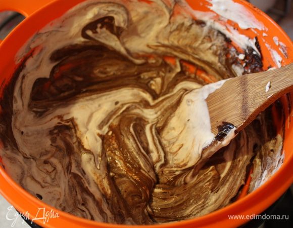 и аккуратно введем их в шоколадный крем.