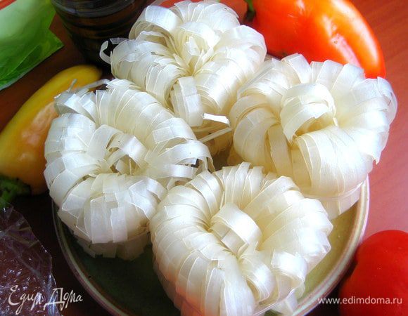 Каждый столбик перевязан ниточкой...,жалко нарушать "икебану")))