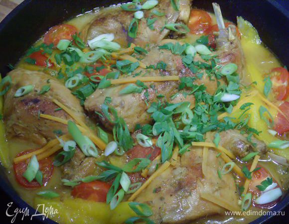 В конце варки притрусить остатком зелёного  лука и кинзой ( у меня к сожалению петрушка ).