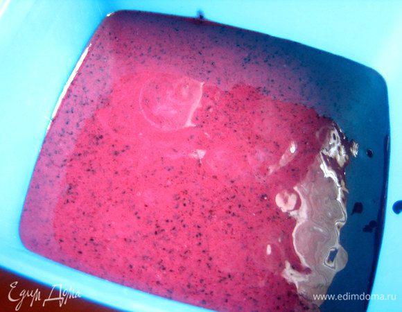 Снова закрываем и отправляем в морозилку теперь уже  "насовсем")))