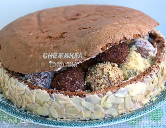 Теперь кладём вторым слоем оставшиеся «конфеты» так, чтобы «крышечка» была приоткрыта. Укладываем «крышку шкатулки».