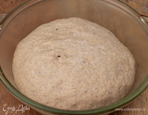 Ставим тесто на расстойку на 1-1,5 часа в теплое место. 