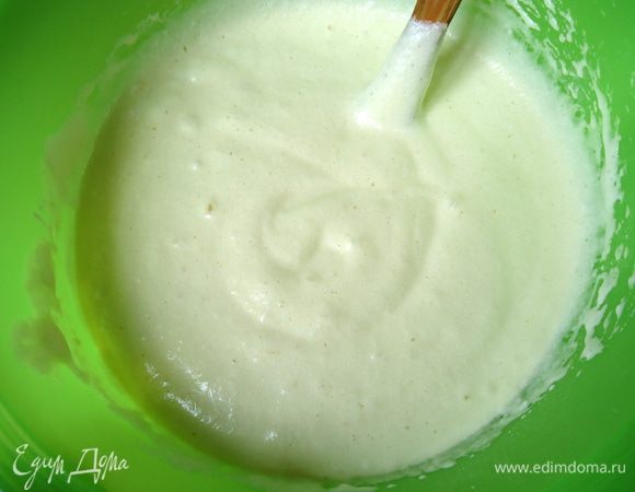 аккуратно перемешивая каждый раз методом складывания снизу вверх.