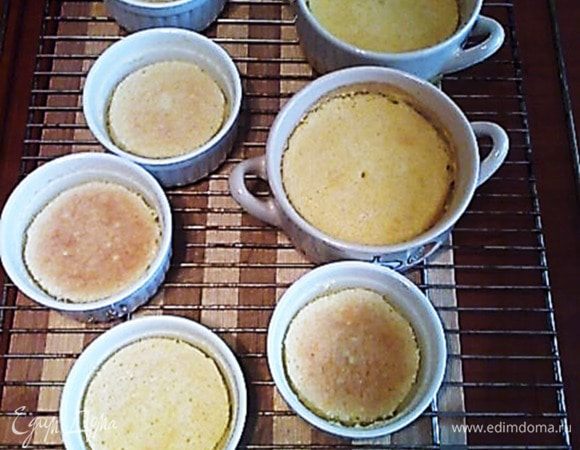 По истечении времени остудить на решётке.