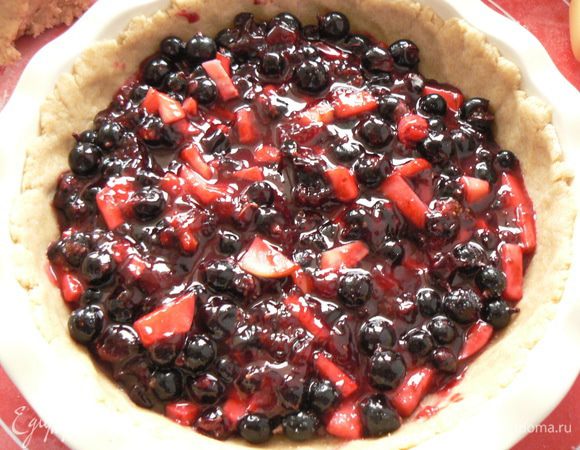 Выложить начинку.