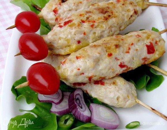 Подавайте с салатным миксом и помидорами черри, сбрызнутыми уксусом и маслом. Получается очень сочно!)))))  Приятного аппетита!