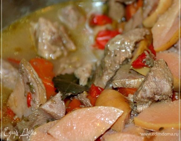 От «казанного» варианта отличается только тем, что дымком не припахивает, а так очень даже вполне….
Так что вывод будет очень просто – можно готовить дымляму и из говядины, и в кастрюльке, и на плите.
Ангела вам за трапезой!