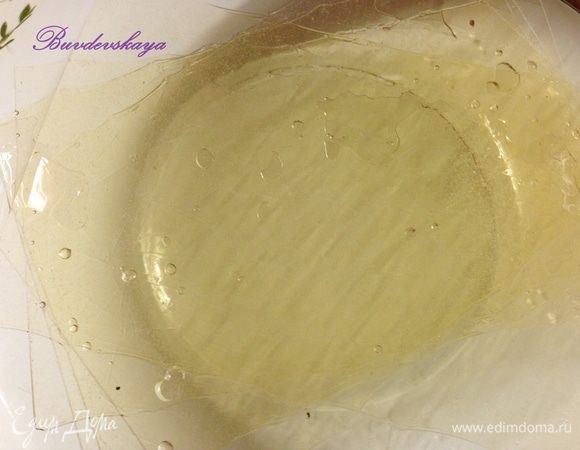 Готовим крем: Желатин замочить в воде на 10 мин. 