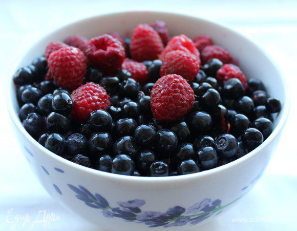 Ягоды вымыть  обсушить.