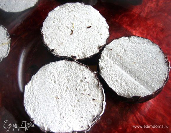 3 нижних уместились на дно стеклянной формы...