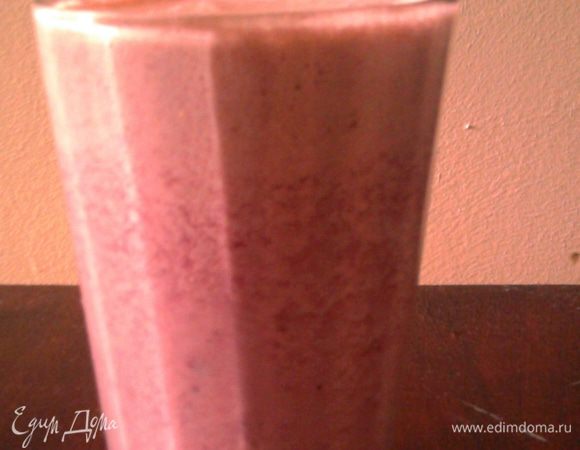 Все ингредиенты взбить в блендере.