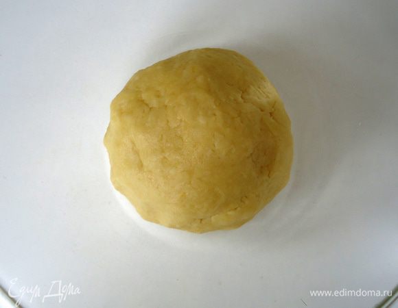 Собрать в шар и убрать в морозильную камеру.
