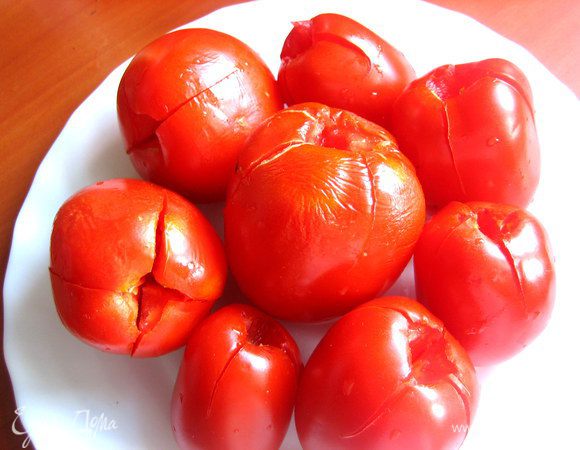 Делаем надрезы крест-накрест и удаляем по возможности ненужное.