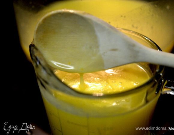 Перелить в чистую баночку на 500 г. И поставить в холодильник. Хранить можно 2 недели в холодильнике.