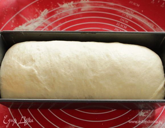 Выпекать 30-40 мин. до золотистой корочки.
