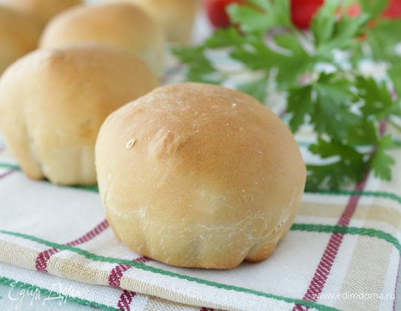 Даем подойти в форме 30-40 минут и выпекаем при 200 градусах 25-30 минут. 