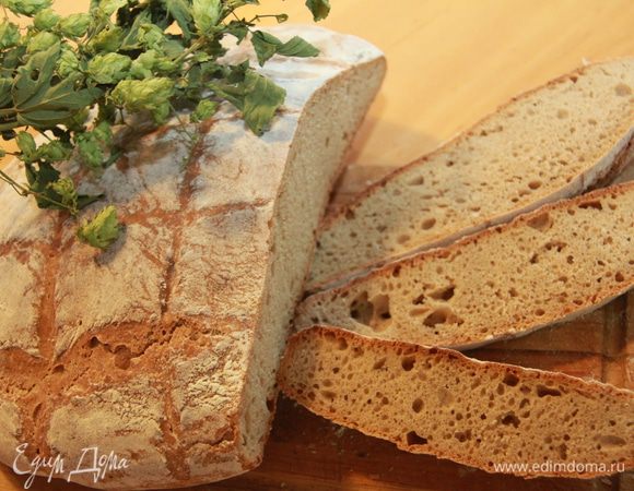 Счастья в ваш дом, добра, любви! Храни вас Господь! С праздником!