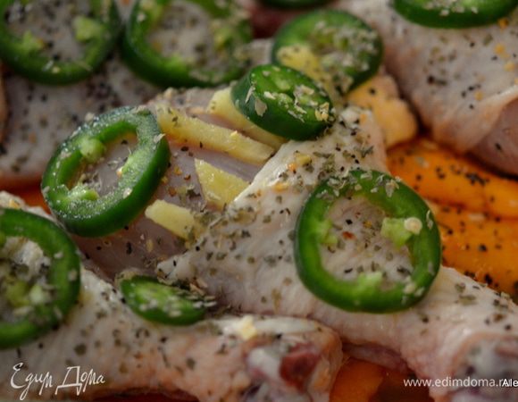 Сверху закроем пакетом для выпекания или фольгой.