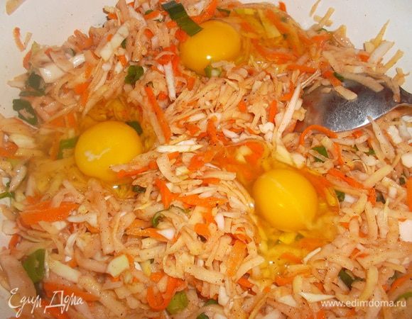 Вбиваем три яйца...