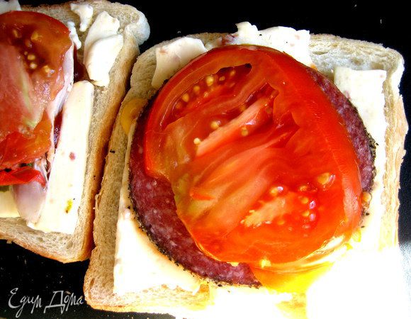 Можно присыпать приправами и солью...