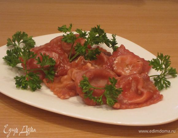 Отварить вареники до готовности.