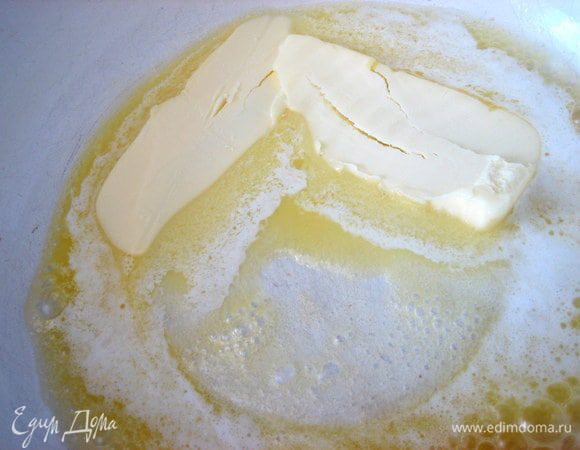 В это время топим масло.