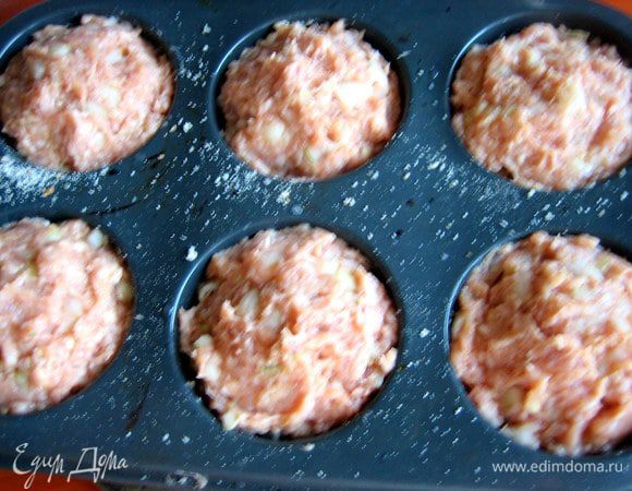 Ставим в разогретую до 200* духовку на полчаса.