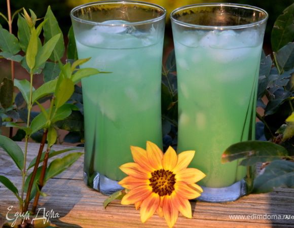 Наслаждаемся напитком.