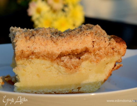 Готовый кекс достать из духовки дать остыть 1 час и разрезаем на порции. Посыпать сахарной пудрой по желанию.
Приятного аппетита.