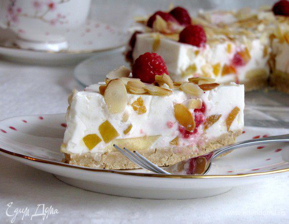 Вот так он выглядит в  разрезе.  Угощайтесь! Приятного аппетита!)))))