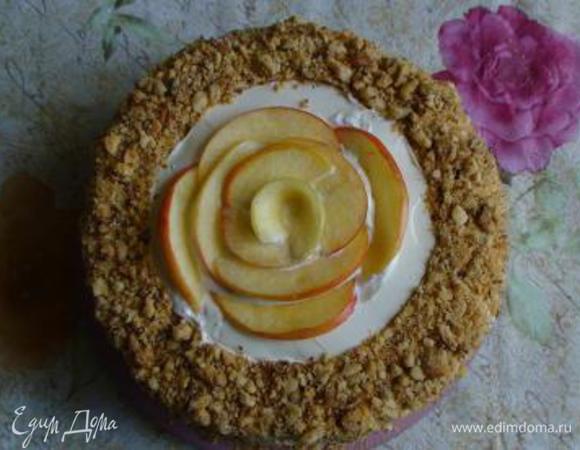 Всегда раньше добавляла в этот тортик вишневое варенье (уж очень красивый розовый цвет у крема получается), а тут захотелось мне тортика со вкусом розы. И сделала я крем из розового варенья... Девочки, - это КЛАСС! Какой аромат (особенно, если в крем добавить 1 ч.л. розовой воды)! Какое послевкусие! Божественно!