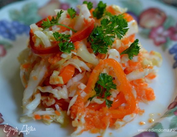 Подаем к столу, украсив зеленью по желанию.