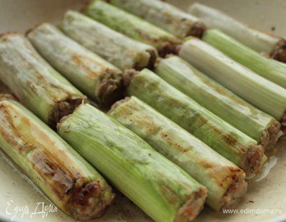 По 1-2 минуте каждую сторону.