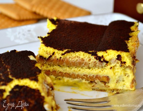 Подавать исключительно в хорошо охлажденном виде. Поэтому ставим Тирамису в холодильник минимум на 4 часа (можно и больше) и забываем о нем! А спустя положенное время, отрезаем себе кусочек и... поднимаем себе настроение! Ведь именно в этом смысл настоящего ТИРАМИСУ!!! )))   
