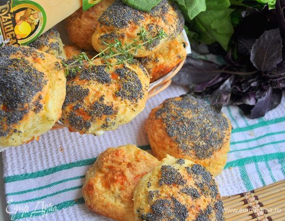 Выпекать в предварительно нагретой до 180 гр С духовке 25-30 минут! Приятного аппетита!