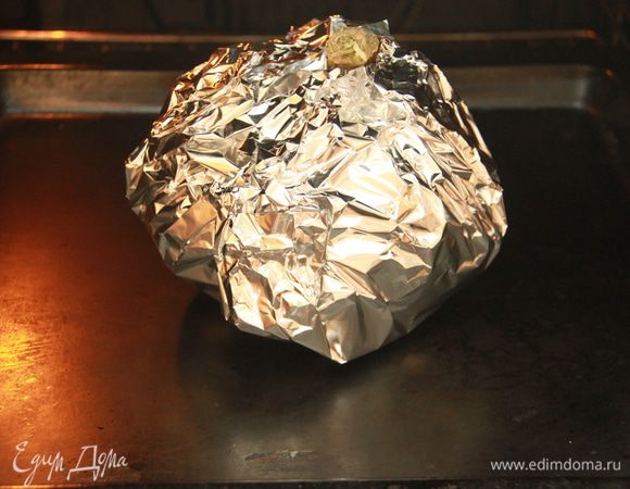 Обернуть тыкву 2-3 слоями фольги. Запекать в духовке при 180*С примерно 1 час. Если готовите в кастрюле - через 20 минут каша готова!