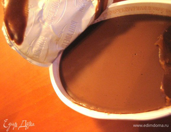 Но текстура для нанесения у него густая...