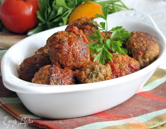 Итальянские тефтели готовы! Они очень вкусны сами по себе, но можно подать с картофельным пюре или рисом, думаю, тоже будет не плохо.))))) Приятного аппетита!