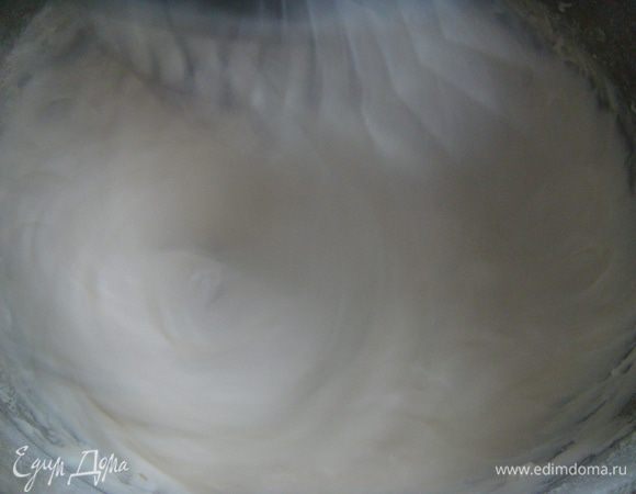 Ввести муку, перемешать