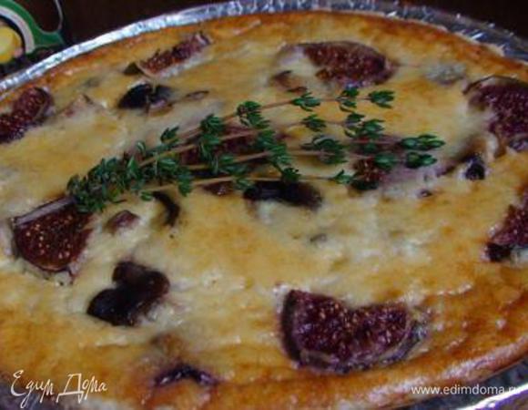 По рецепту выпекать киш 45 мин. при температуре 180 градусов (ориентируйтесь по своей духовке – я выпекала дольше и при большей температуре).