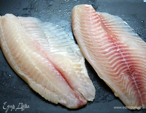 Филе рыбки помыть, обсушить.