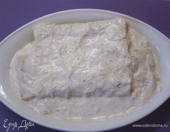 Залить оставшейся яично-сырной смесью.