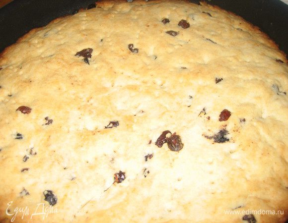 Выпекается быстро, за 20 минут в разогретой духовке до 180*.