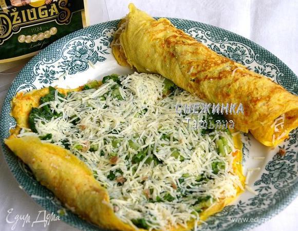 Аналогично делаем блинчик с овощной начинкой.